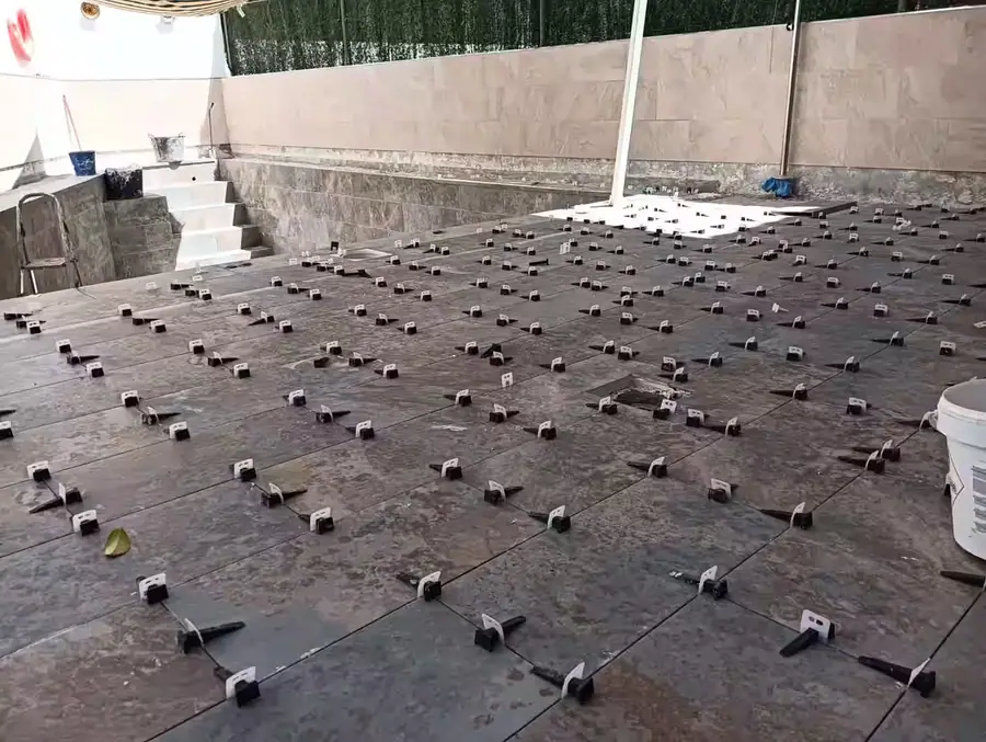 Gunitado de piscina con hormigón proyectado en Andalucía Oriental